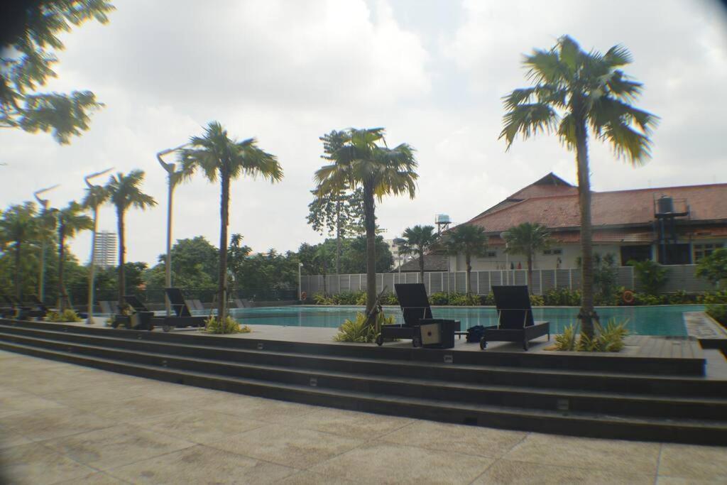 Capitol Park Salemba Jakarta